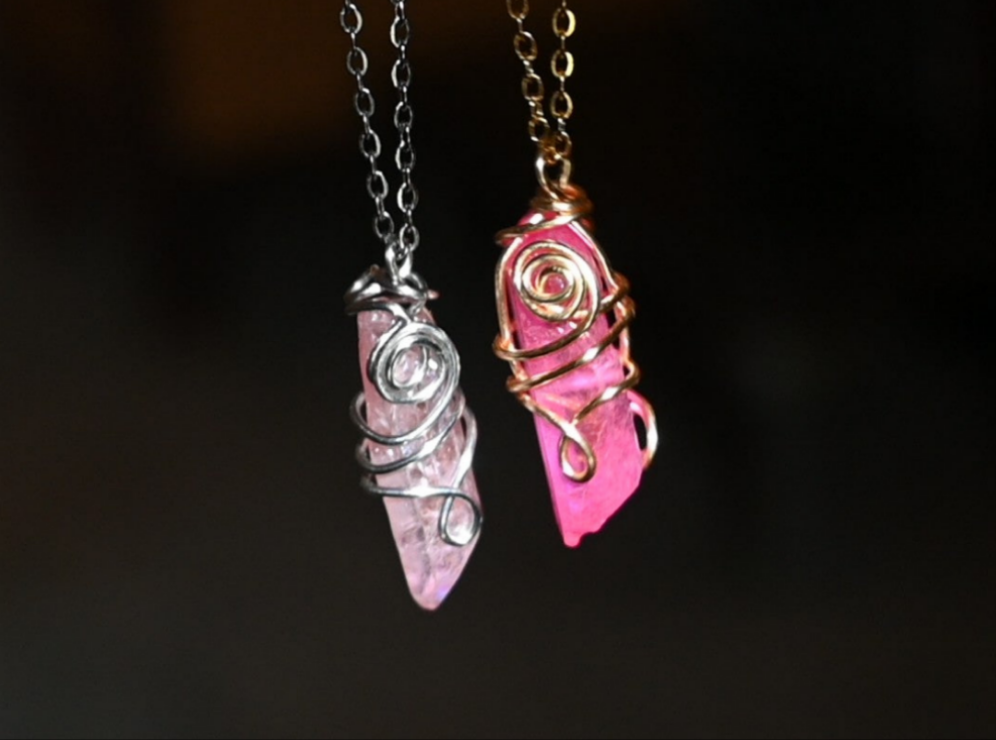 Natural Quartz Crystal Pendants ππΈ