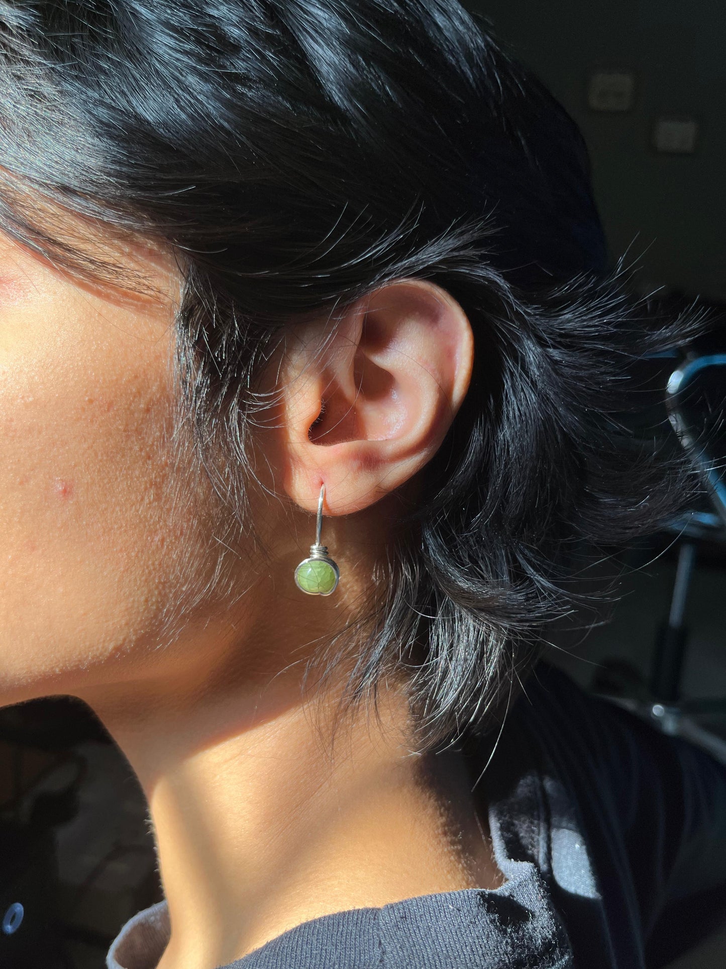 Minimal Wire Glass Bead Earrings π€