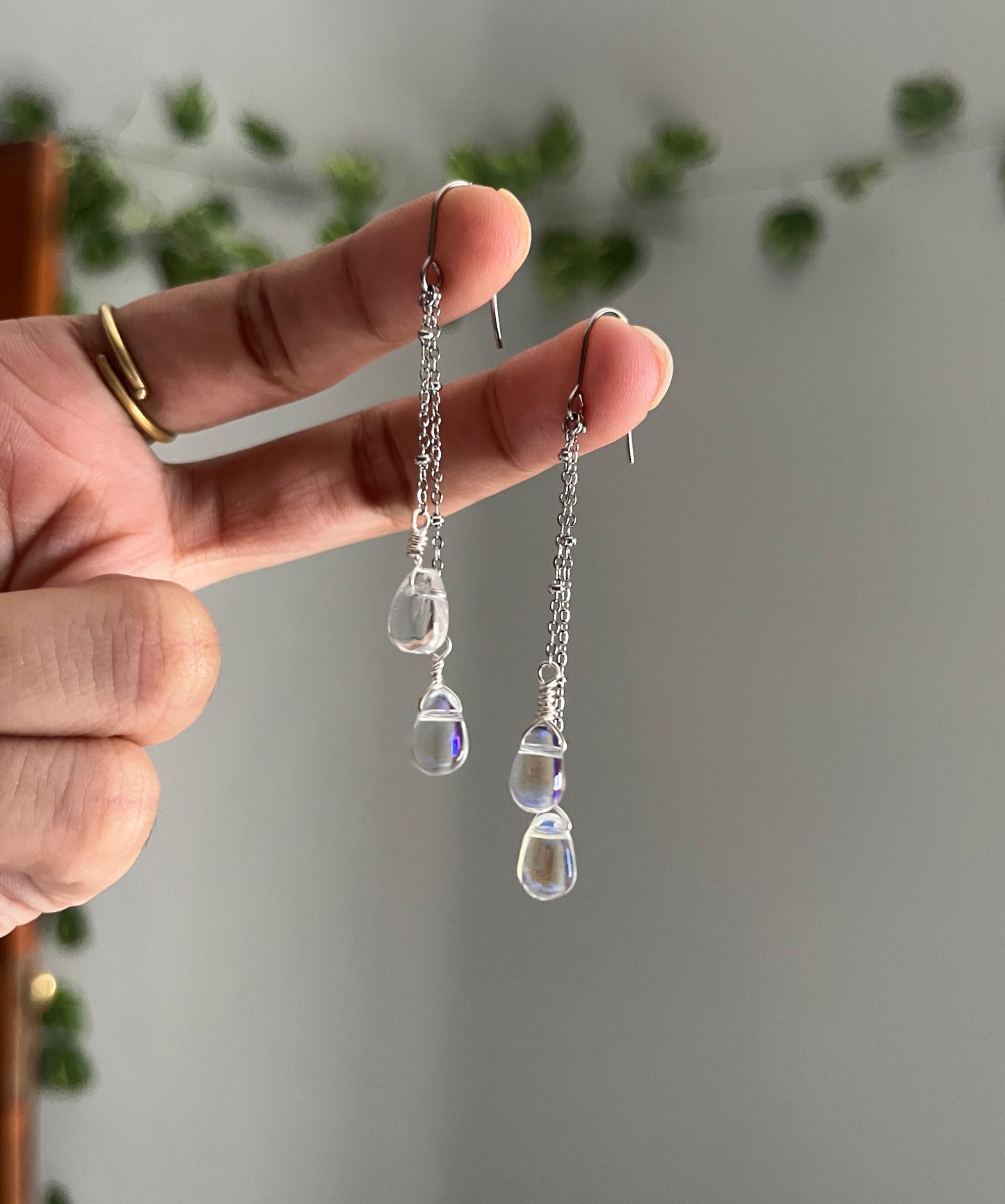 Minimal Raindrop Earrings 💧🌧️