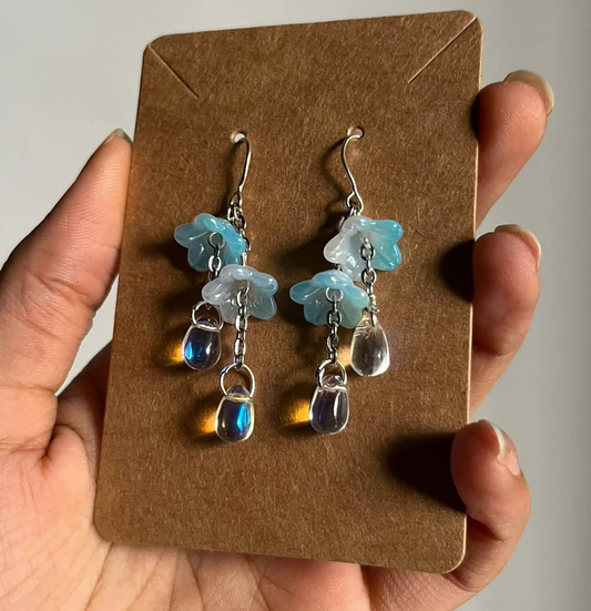 Rainflower Earrings π§οΈπΈ