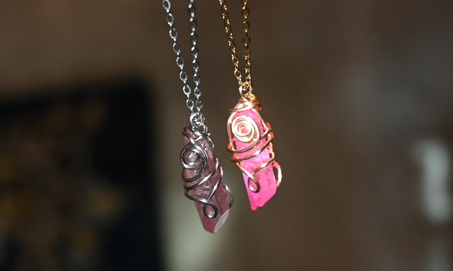 Natural Quartz Crystal Pendants ππΈ