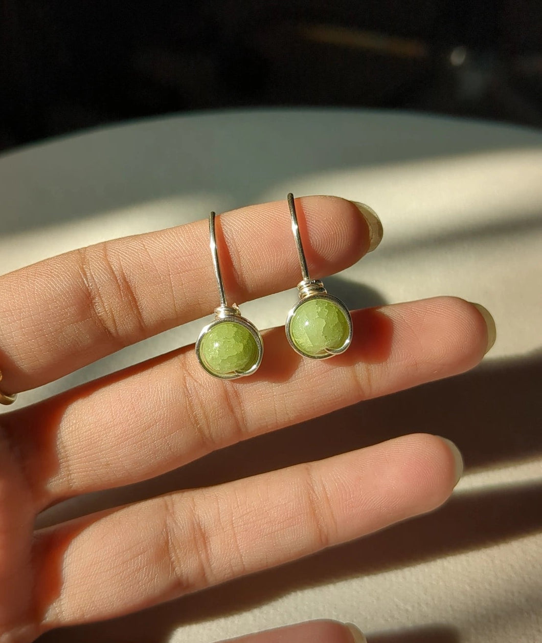 Minimal Wire Glass Bead Earrings π€