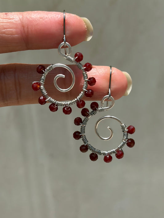 Simple spiral bead earrings 🌀✨