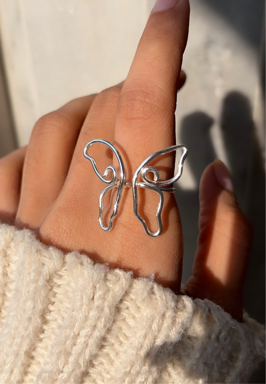 Nova Butterfly Ring 🦋✨