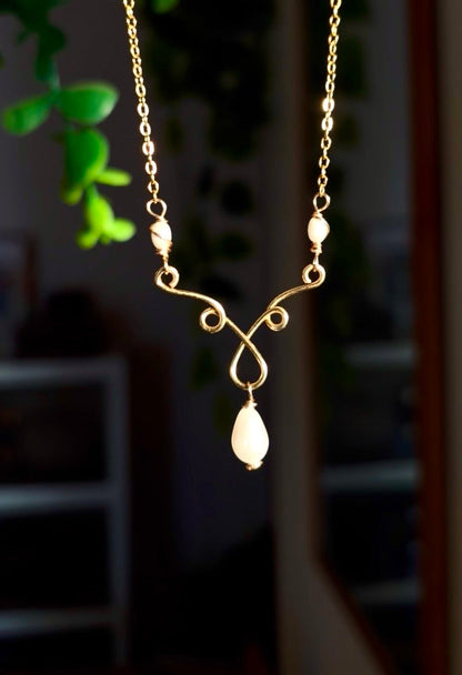 Dainty Pearl Necklace ✨