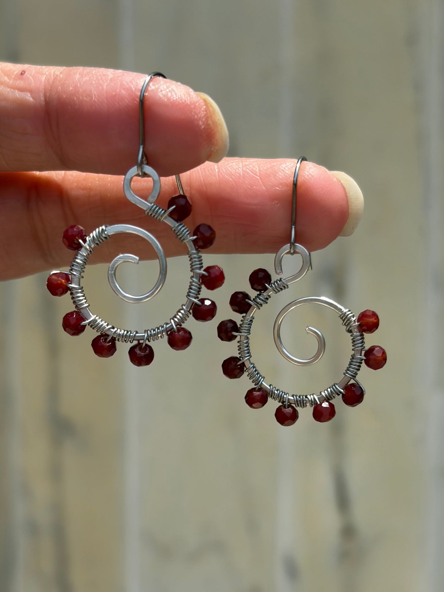 Simple spiral bead earrings 🌀✨