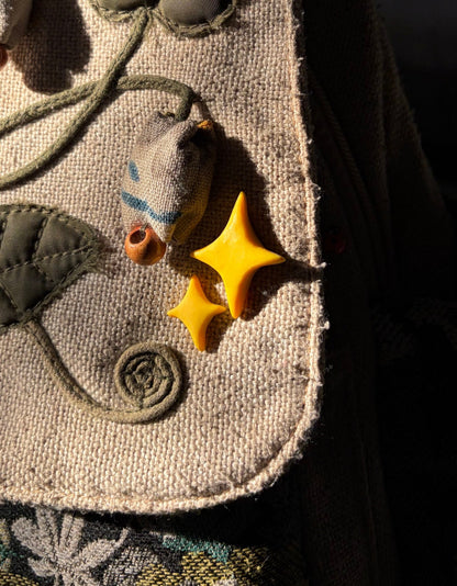 Sparkle Star Magnets/Pins ✨