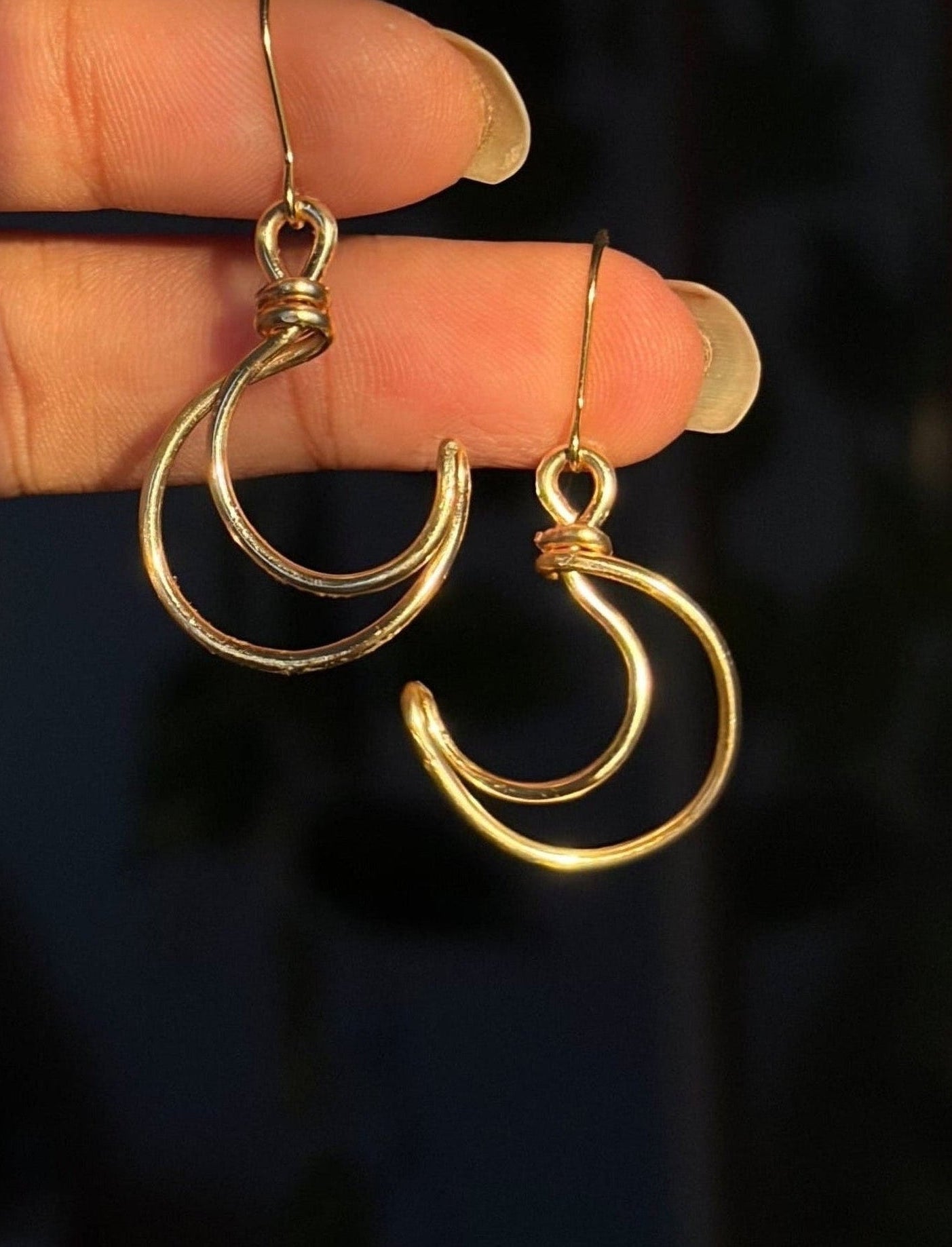 Minimal Moon Earrings 🌙