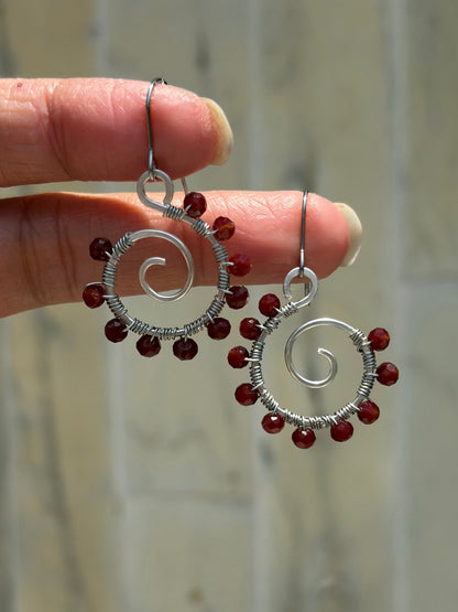 Simple spiral bead earrings 🌀✨