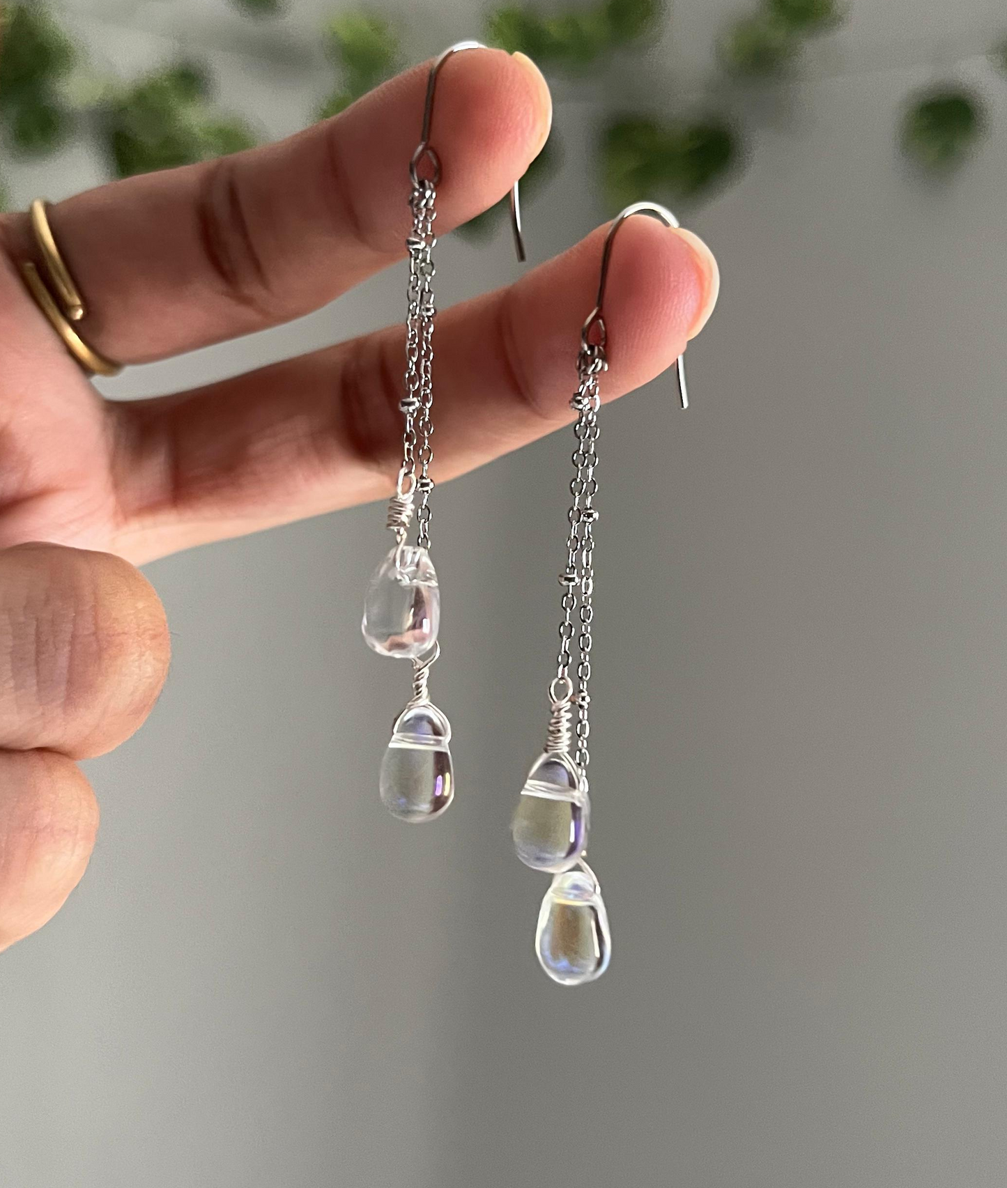 Minimal Raindrop Earrings 💧🌧️