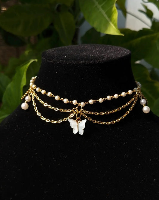 Wood White Butterfly Necklace 🤍