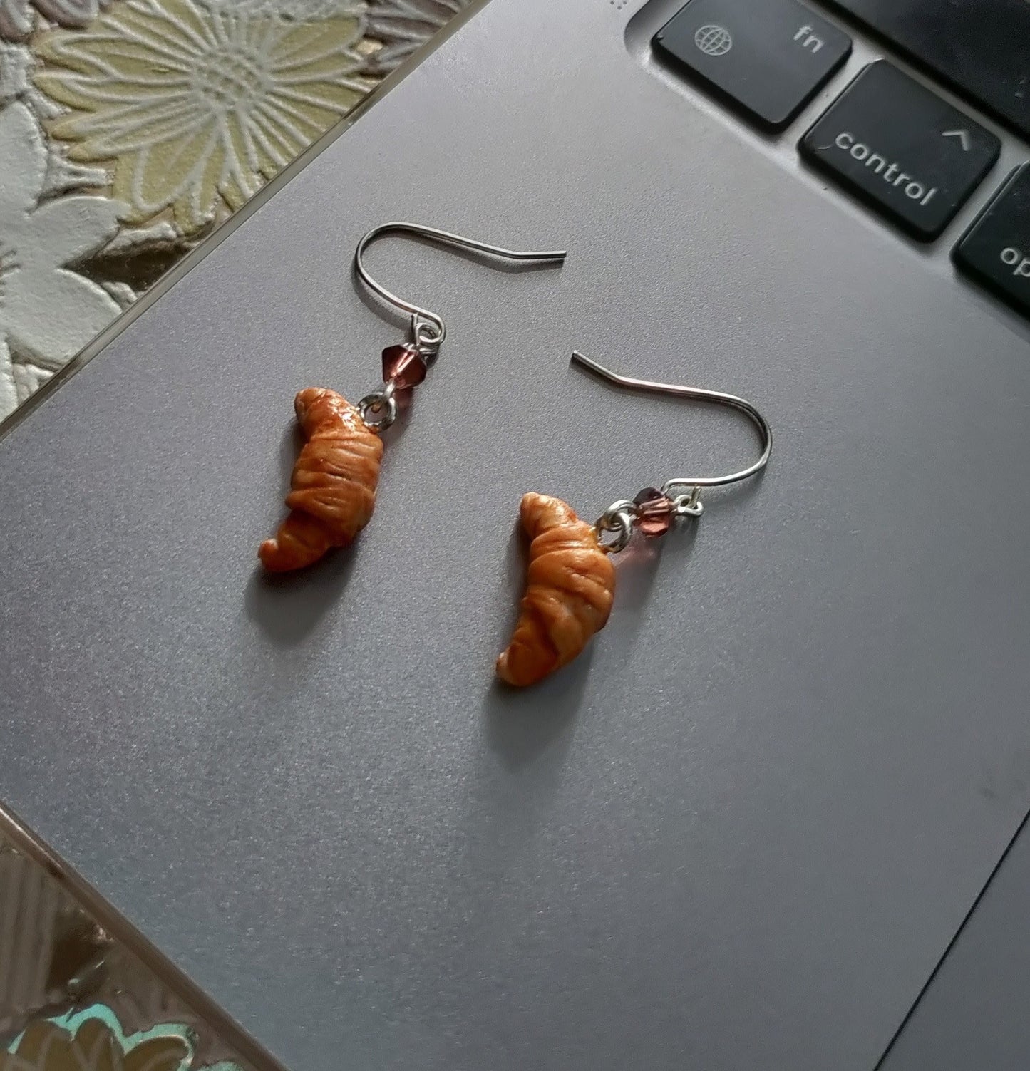 Croissant Earrings 🥐🤎